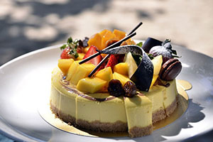 Cheese mango chocolate cakes